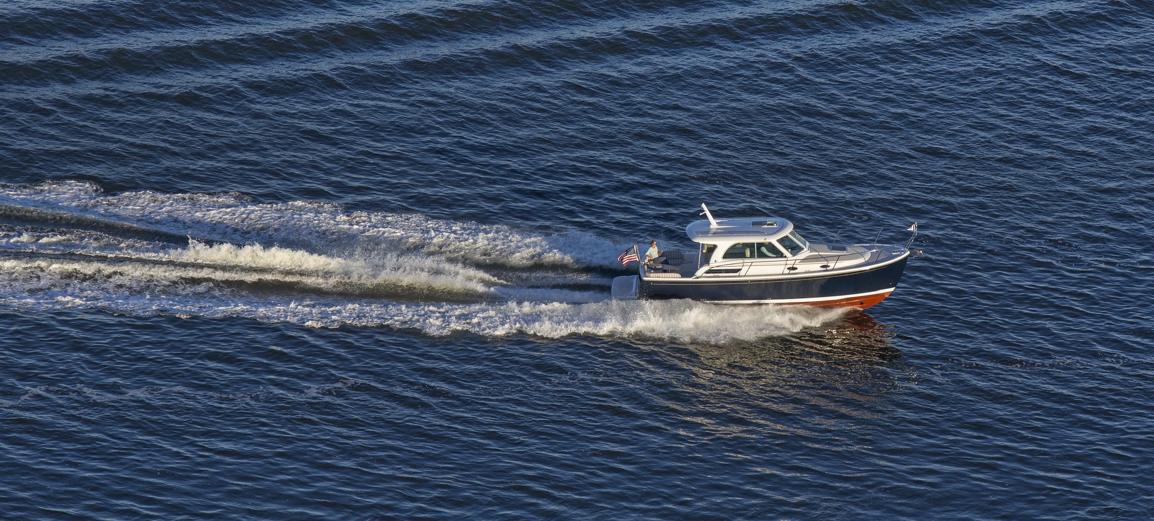 Back Cove 32 - A Downeast Motor Yacht